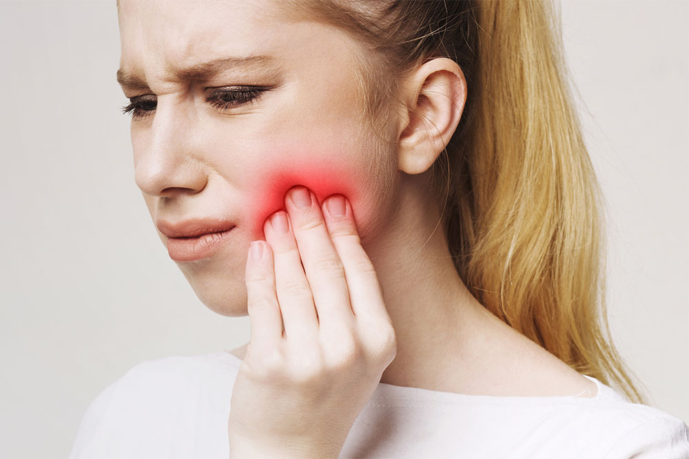 dental-abscess-pain-mississauga-dentist