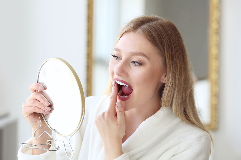 what-causes-loose-teeth-mississauga-dentist